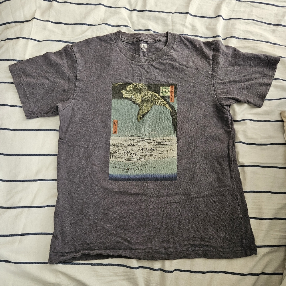 Uniqlo Utagawa Hiroshige Ukiyo-E Japanese Hawk Womens XS Blue/Grey Tshirt